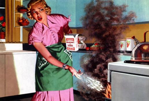 housewife_with_oven_fire516x350